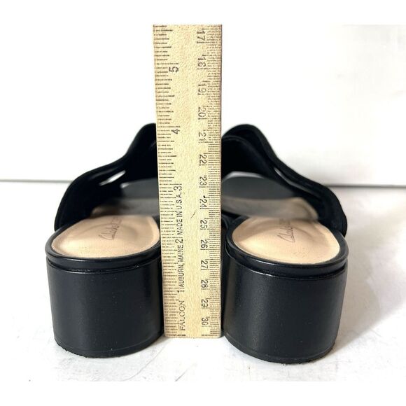 Clarks Cushion Womens Sz 9 M Comfort Casual Sandals Black Suede Leather Open Toe - Picture 9 of 11